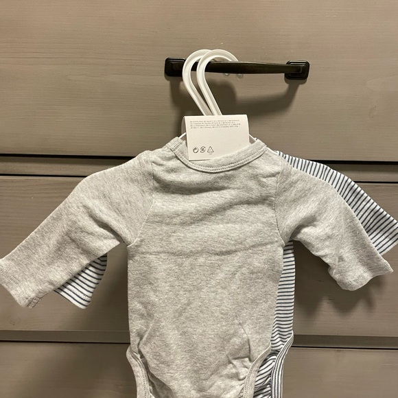 BNWT Newborn baby boy 2 pack conscious collection - Picture 2 of 5